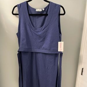 New with tags Momzelle sleeveless nursing dress